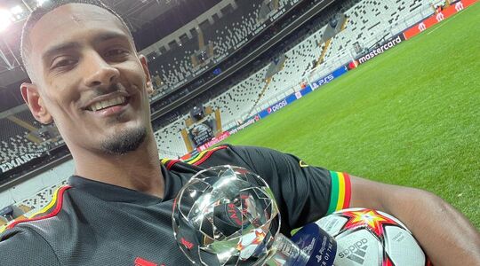 vriendin van Sébastien Haller