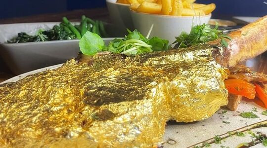 goedkope gouden Tomahawk Steak