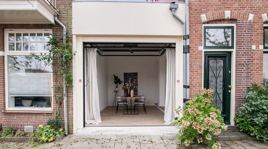 Illustratie voor: Handige Harry’s verbouwen woning in Haarlem en mikken op dikke winst