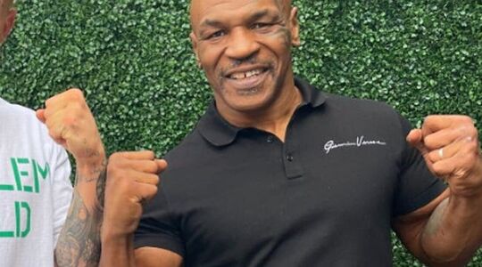 Mike Tyson Jake Paul