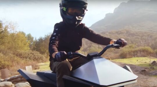 Tesla Cyberquad kinderen