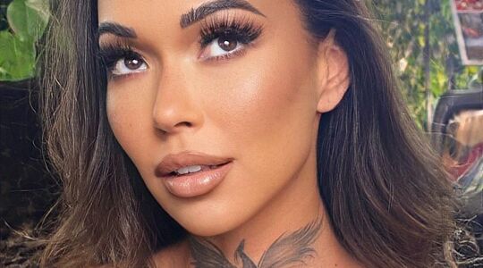 april grey melissa pools