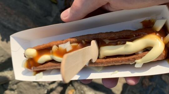 frikandel speciaal buitenland