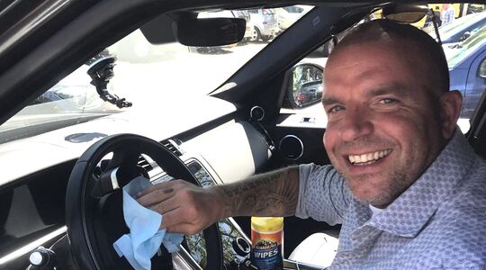 nieuwe auto Andy van der Meijde