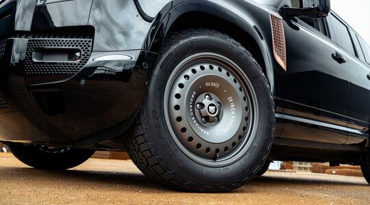 Land Rover Defender Copperhead