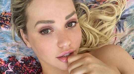 vermogen mia malkova