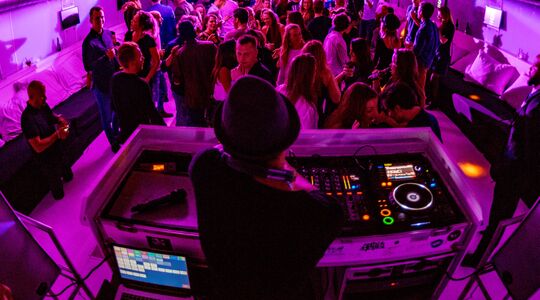 Inner Circle single feest