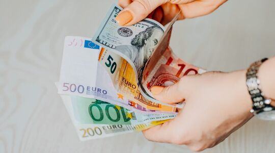 onbewust geld verspillen