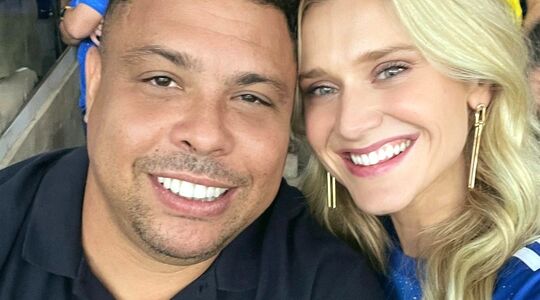 vrouw Ronaldo Celina Locks