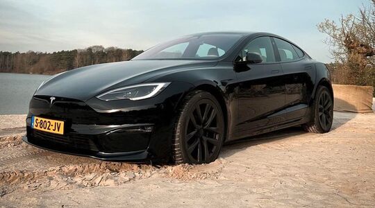 nieuwe auto Joel beukers Tesla model s plaid