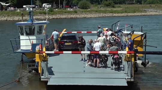 veerpont Bronkhorst - Brummen