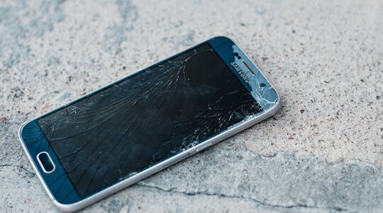 kapotte telefoon 2