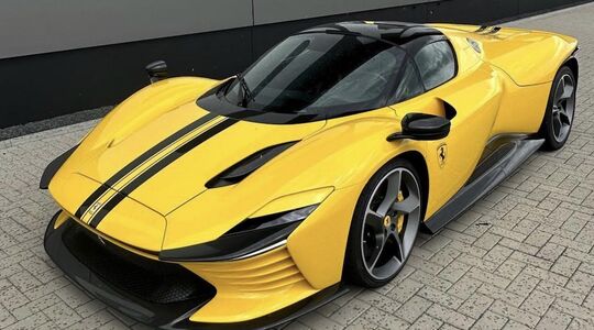 ferrari daytona sp3 nederland2