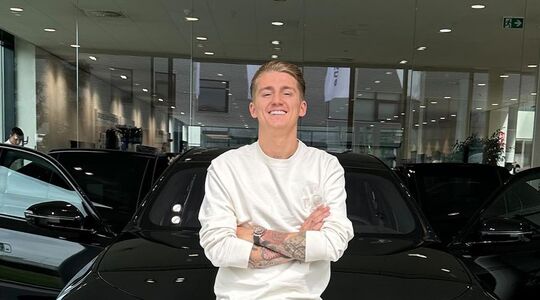 mart hoogkamer nieuwe auto