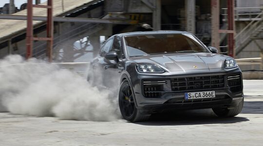 Porsche Cayenne Turbo E-Hybrid