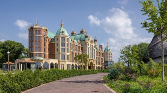 Dit kost een overnachting in het Efteling Grand Hotel