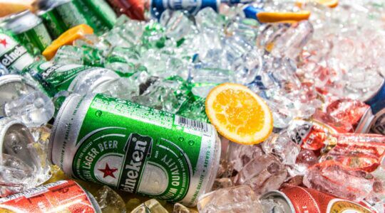 Dit is dé lifehack om snel drank te koelen