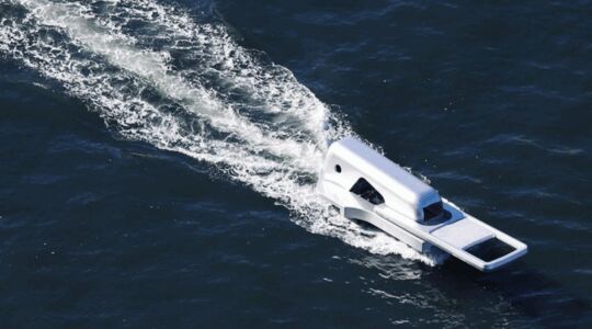 De rits boot van yasuhiro suzuki