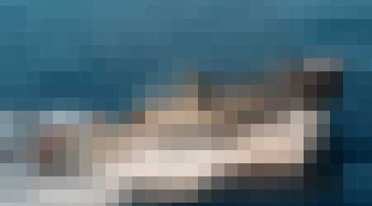 Illustratie voor: Super luxe motorboot van Alen Yacht!