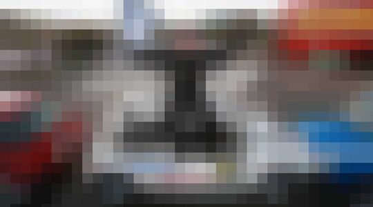 Illustratie voor: Deze gast verbreekt het wereldrecord parallel parkeren!