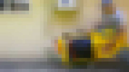 Illustratie voor: Man maakt ‘s werelds grootste (werkende!) NERF-gun