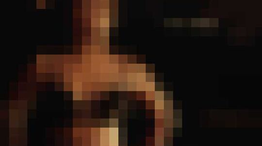 Illustratie voor: Jennifer Lopez uit de kleren in de nieuwe politieserie Shades of Blue