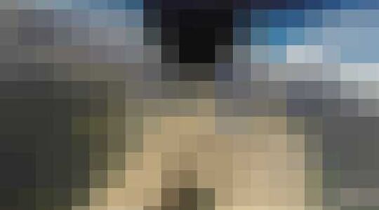 Illustratie voor: Uli Emanuele vliegt een basejump waar je U tegen zegt!