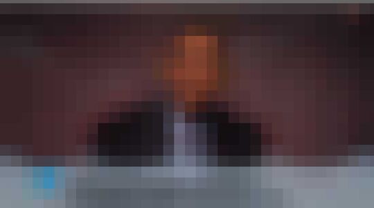 Illustratie voor: President Obama leest gemene tweets over zichzelf voor