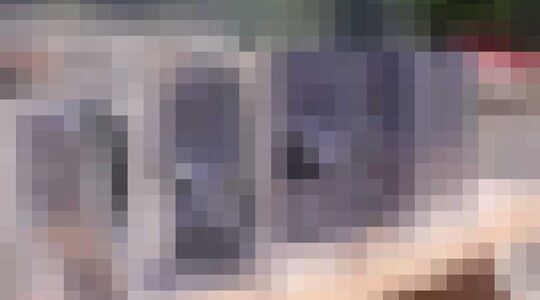 Illustratie voor: Hoeveel iPhones zijn er nodig om een kogel van een AK-47 tegen te kunnen houden?