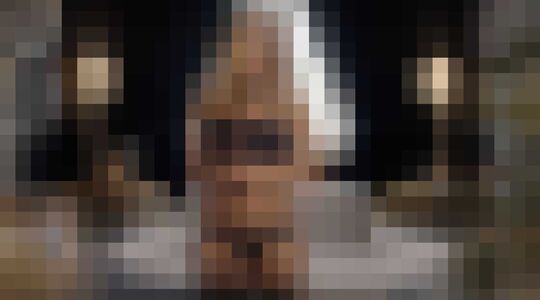 Illustratie voor: De altijd sexy Doutzen Kroes in de nieuwe Kerstcommercial van Hunkemöller