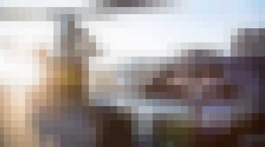 Illustratie voor: In deze video doet coureur Ken Block waar hij het beste in is: driften