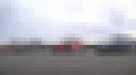 Dragrace CarWow Gewoonvoorhem