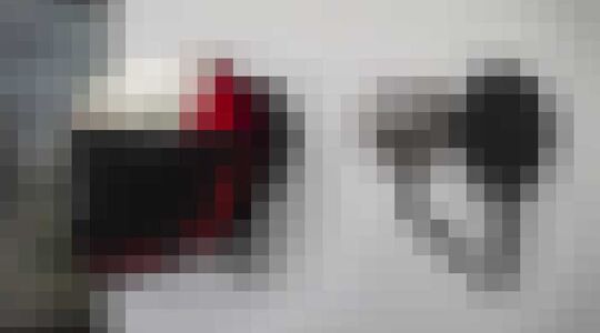 Illustratie voor: Dit opbergsysteem is speciaal ontworpen voor het displayen van jouw helm