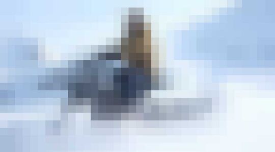 Illustratie voor: Rondscheuren in de sneeuw op deze custom Yamaha Snow Bike