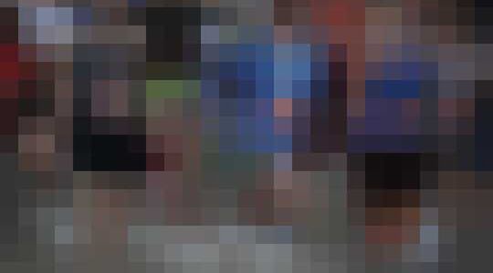 Illustratie voor: Tiener rent halve marathon op Crocs!