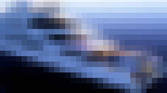 glow in the dark jacht