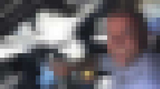 nieuwe auto Andy van der Meijde