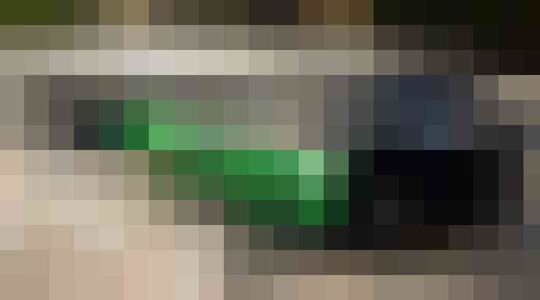 Illustratie voor: Met de extreme V4 pogo stick spring je 3 meter hoog de lucht in