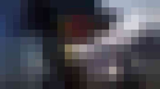 Illustratie voor: Twee gasten vliegen met een wingsuit door Panama City en filmen het met een GoPro