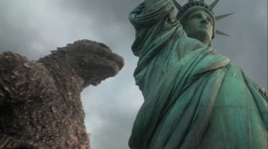 Godzilla voor het Vrijheidsbeeld