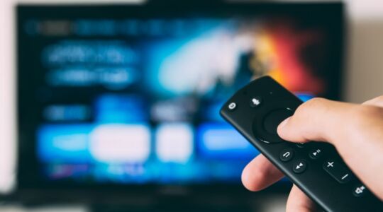 Een televisie waar de fantasyfilms op gekeken worden