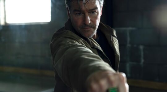 Kyle Chandler in Lanterns