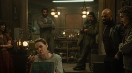 Rebecca Ferguson, Sonita Henry, Harriet Walter, Common en Avi Nash in Silo