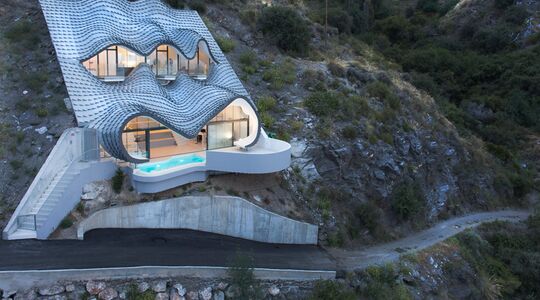villa op afgrond