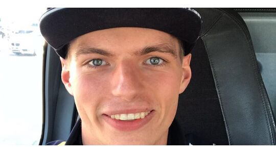 Max Verstappen helm