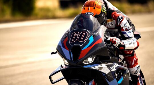 BMW M 1000 RR M