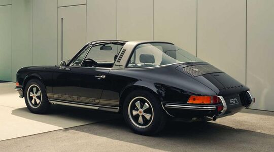 Porsche 911 Targa