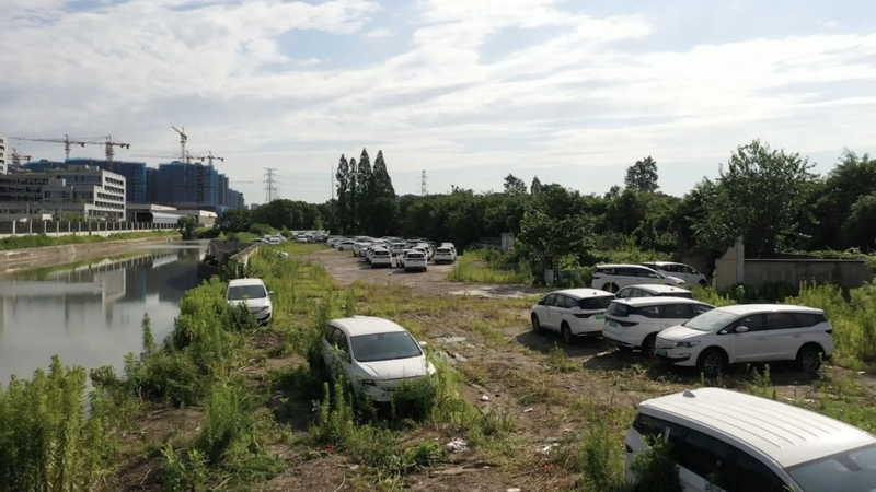 Het autokerkhof