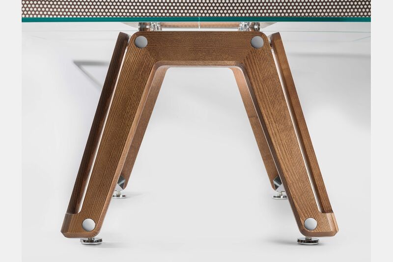 Glazen pingpongtafel